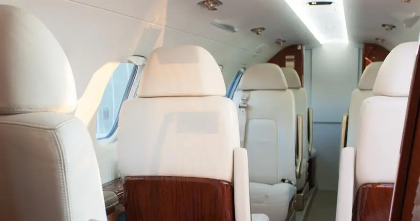 Embraer Phenom 300 D-CMMP operated by PAD Aviation Service GmbH photo 6