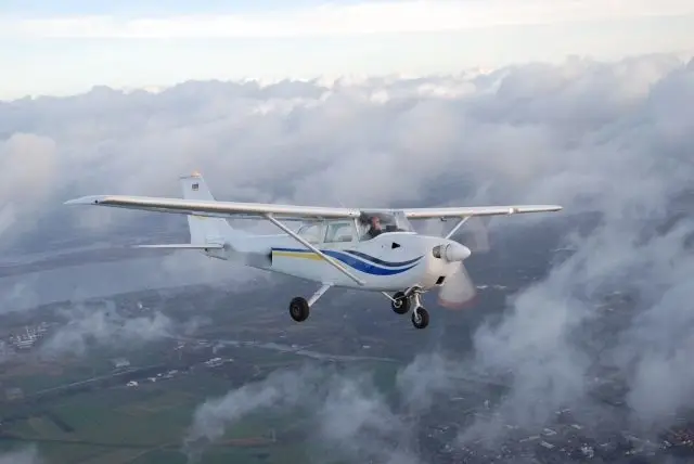 Cessna 172 D-EGFF operated by Canair photo 2