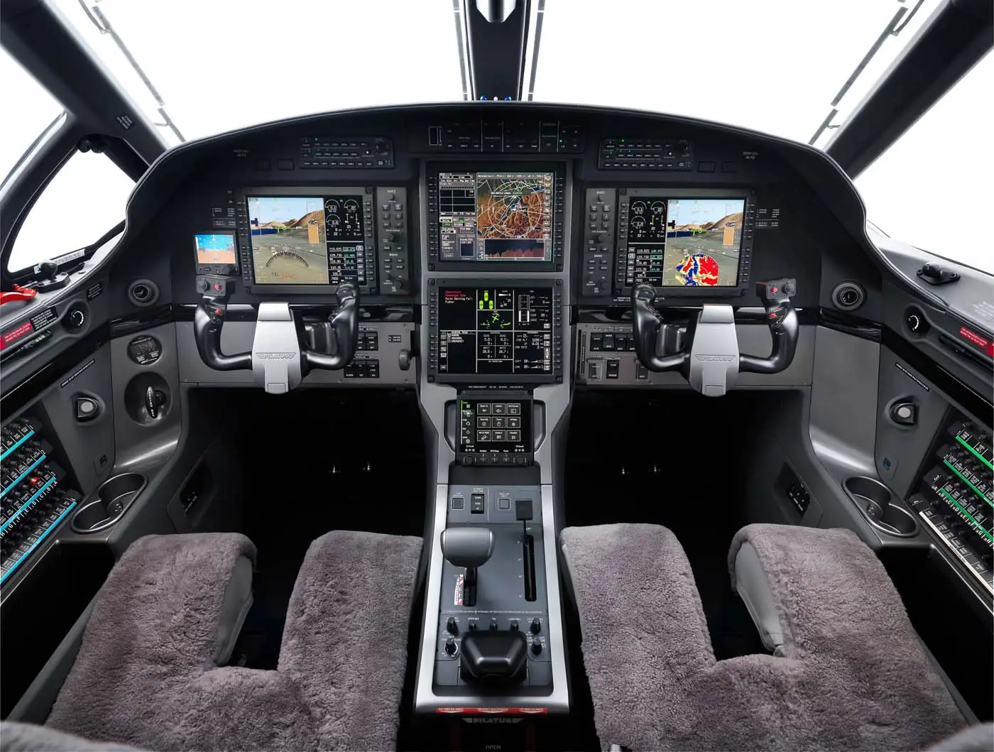 Pilatus PC-12/47 NG D-FJED operated by Flyellow GmbH photo 3