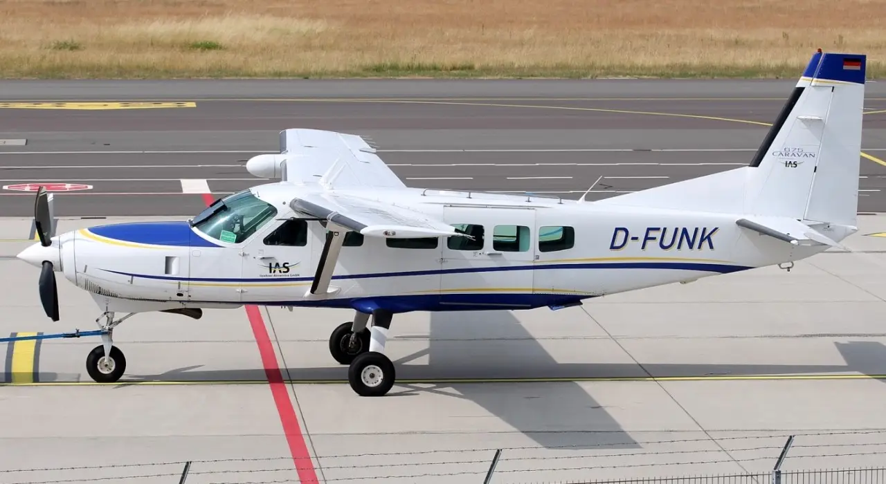 Cessna 208B Grand Caravan EX D-FUNK operated by IAS Itzehoer Airservice GMBH, exterior