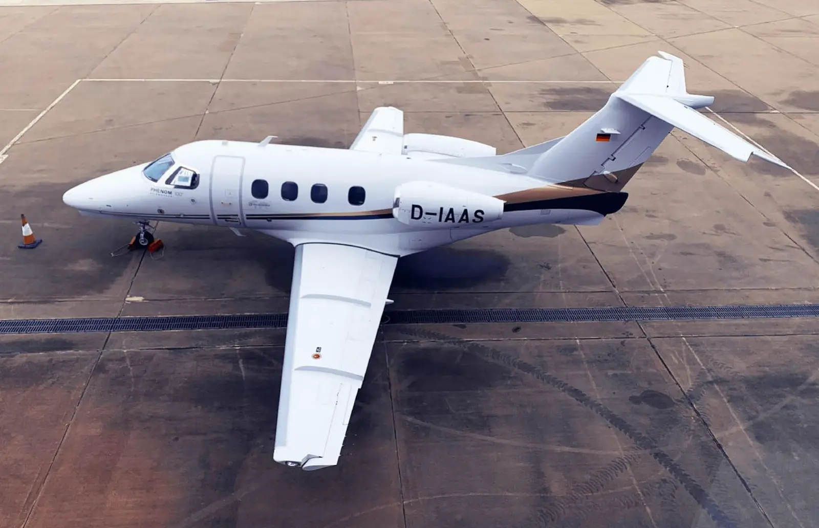 Embraer Phenom 100 D-IAAS operated by Arcus Executive Aviation photo 4