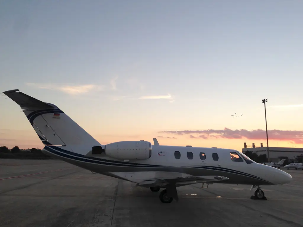 Cessna CitationJet D-IHEB operated by Silver Cloud Air GmbH photo 4
