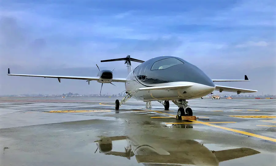 Piaggio Avanti II D-IPPY operated by AIRGO Private Airline photo 4