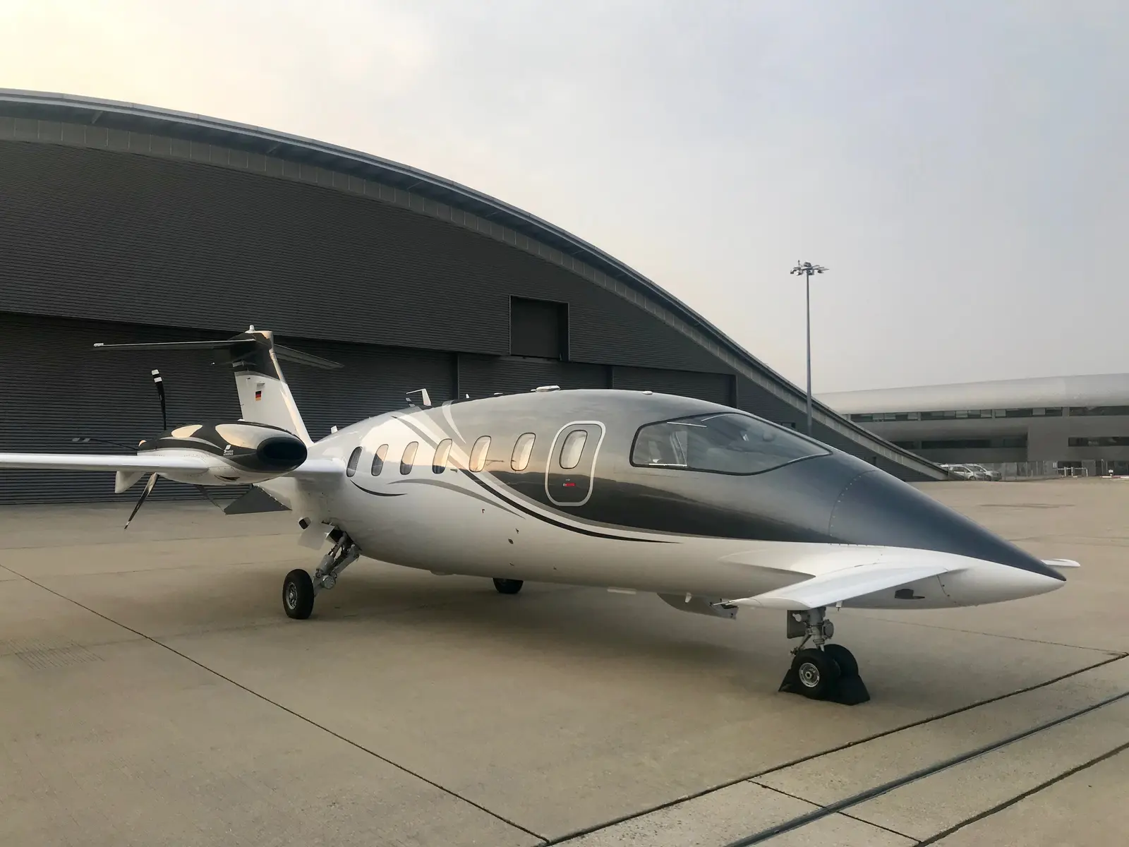 Piaggio Avanti II D-IPPY operated by AIRGO Private Airline photo 5