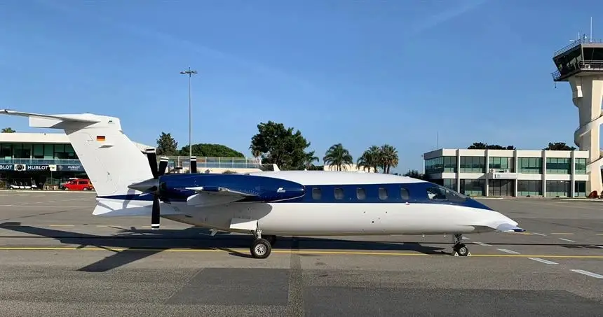 Piaggio Avanti II D-IRBS operated by AIRGO Private Airline photo 5