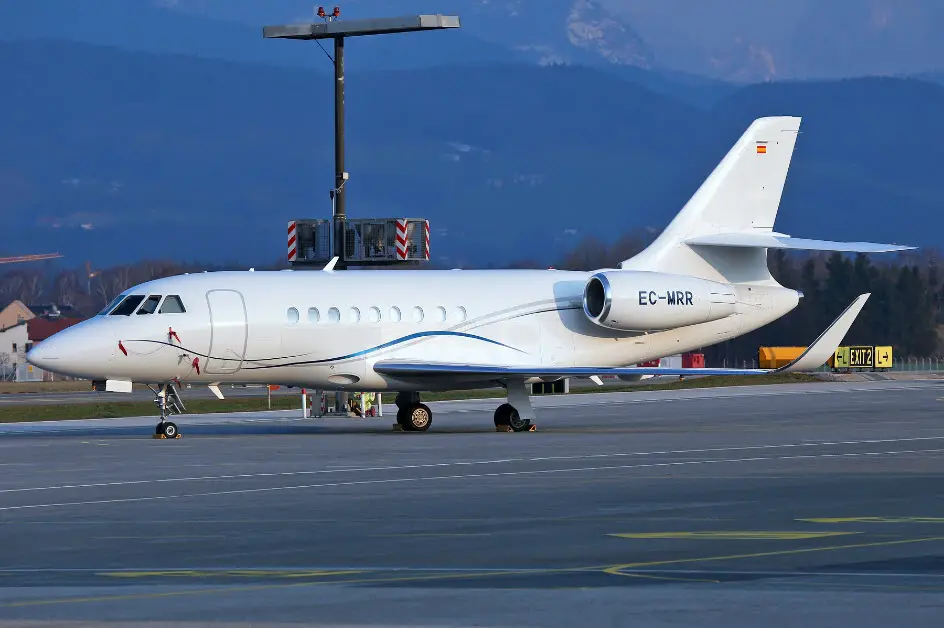 Dassault Falcon 2000LX EC-MRR operated by Gestair photo 4