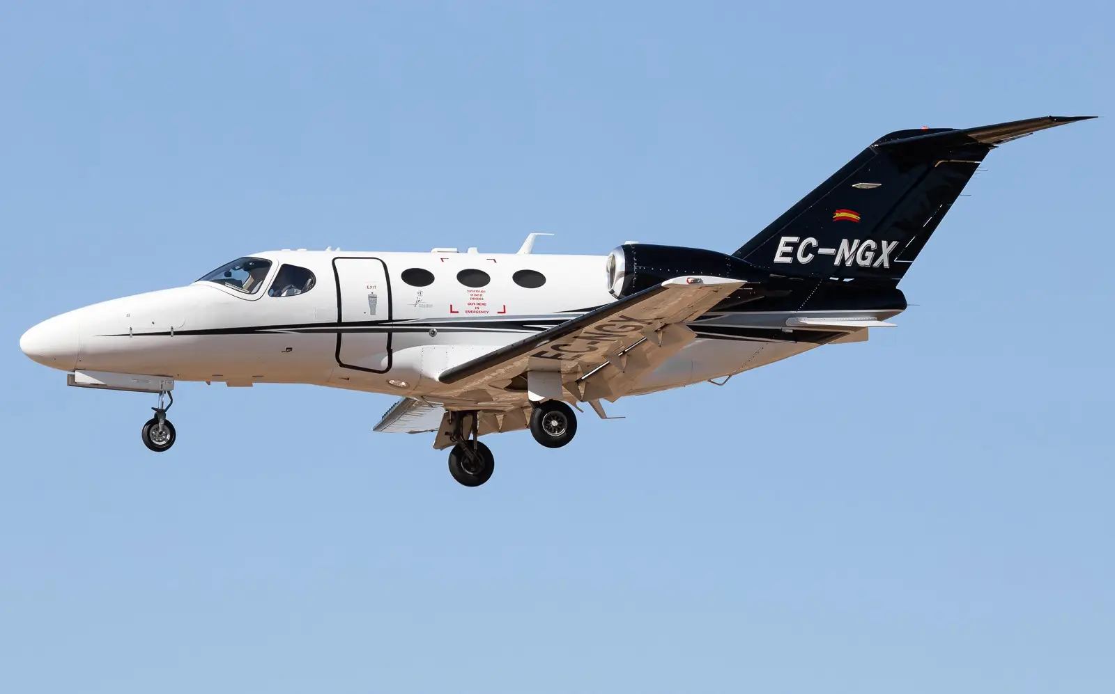Cessna Citation Mustang EC-NGX operated by IJet Aviation photo 6