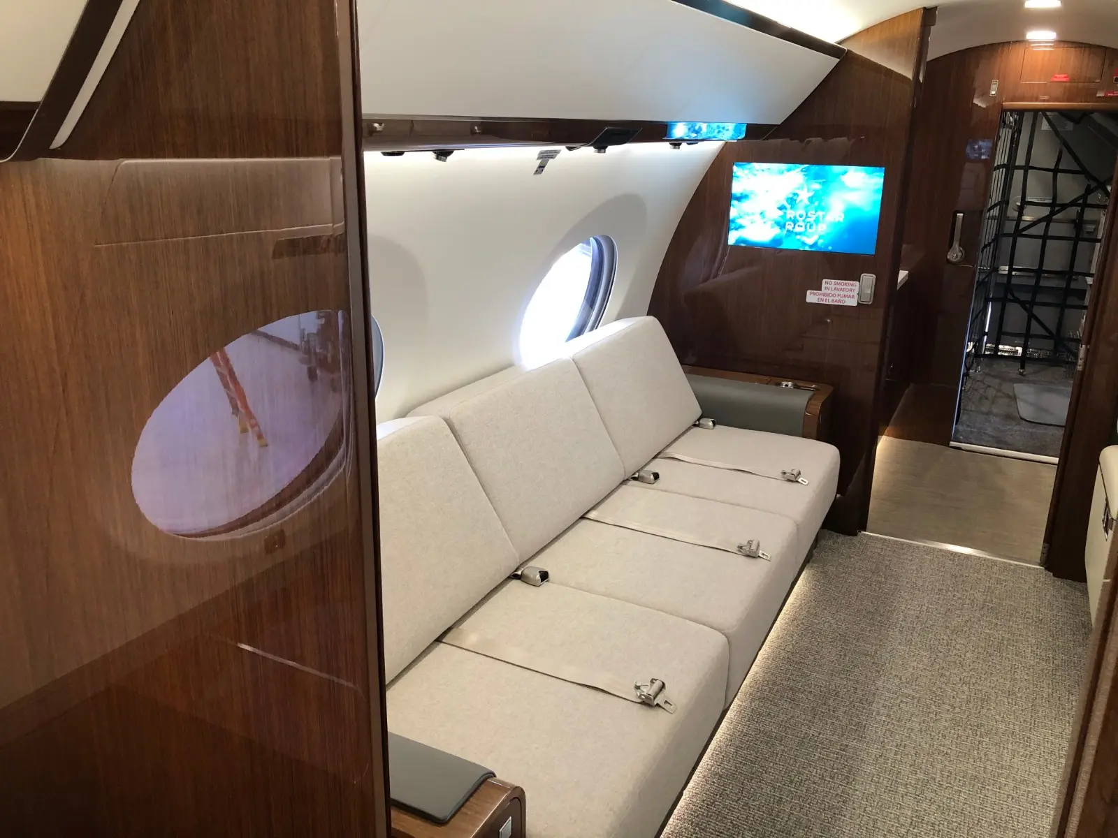 Gulfstream G650ER EC-OGB operated by Gestair photo 3