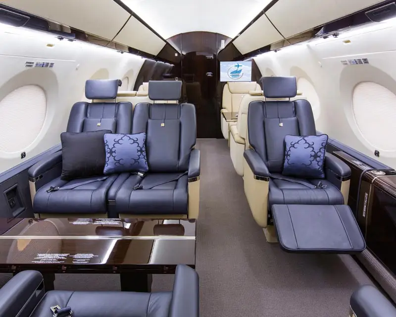 Gulfstream G550 EI-LSY operated by Gainjet Ireland photo 6
