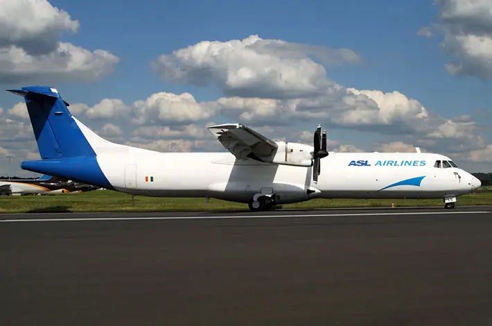 ATR 72-200 EI-SLS operated by ASL Airlines Ireland photo 2