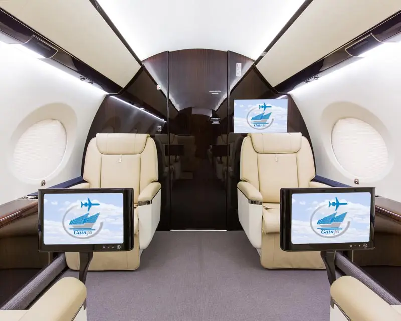 Gulfstream G650ER EJ-ADMI operated by Gainjet Ireland photo 4