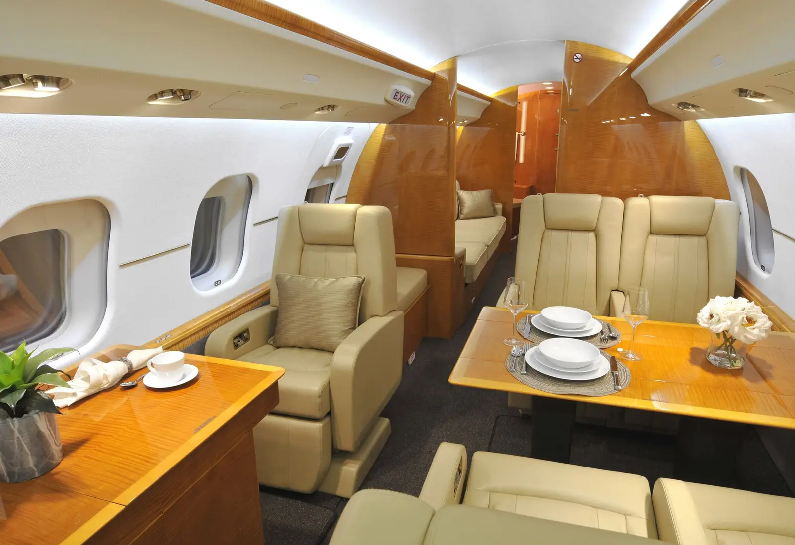 Bombardier Global Express XRS EJ-JMMM operated by ACASS photo 2