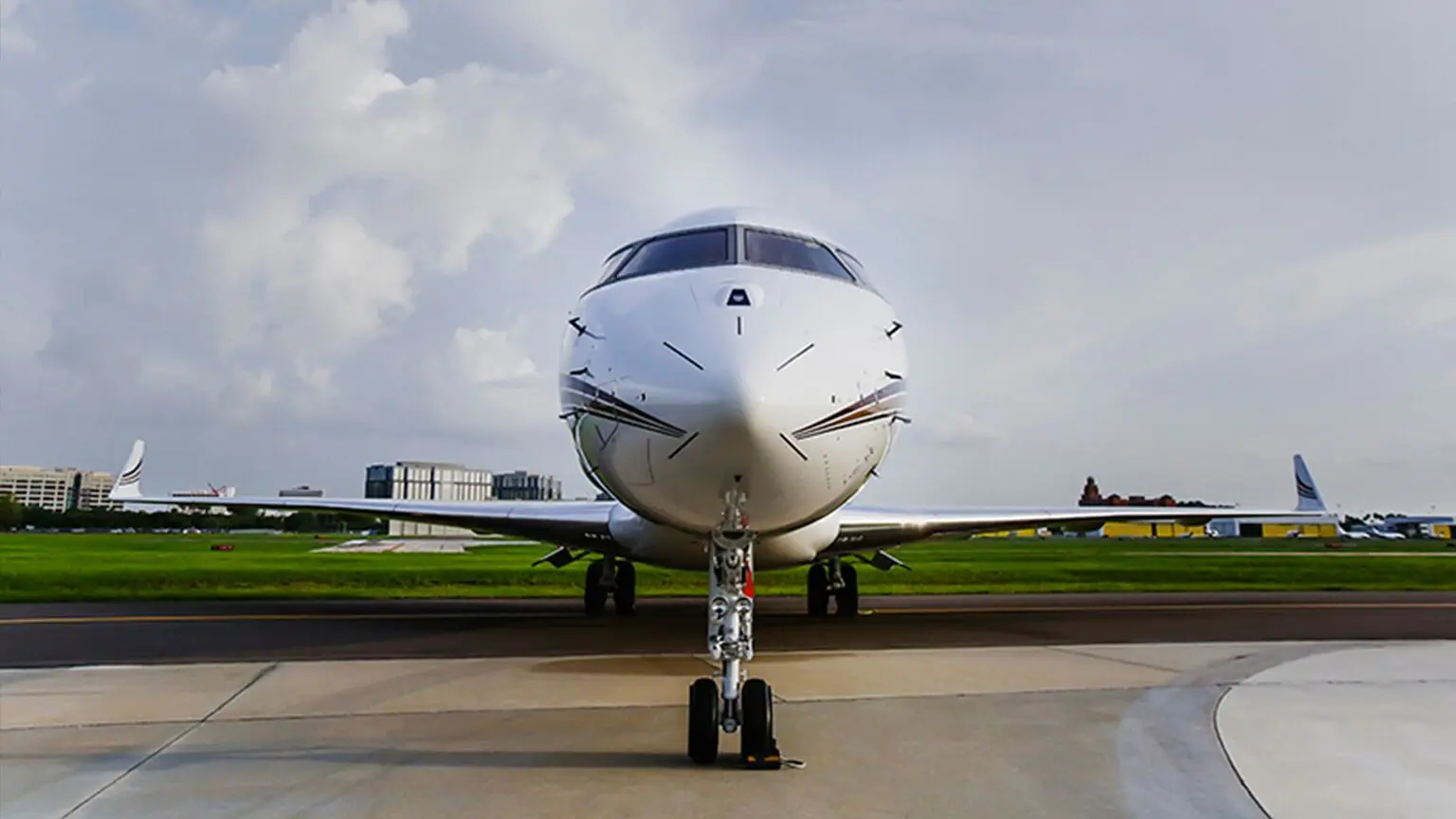 Bombardier Global Express XRS EJ-JMMM operated by ACASS photo 4