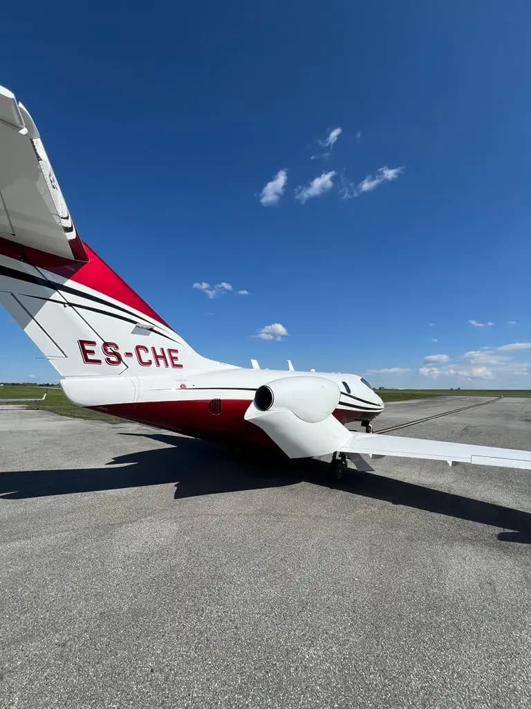 Honda HondaJet ES-CHE operated by Diamond Sky photo 3