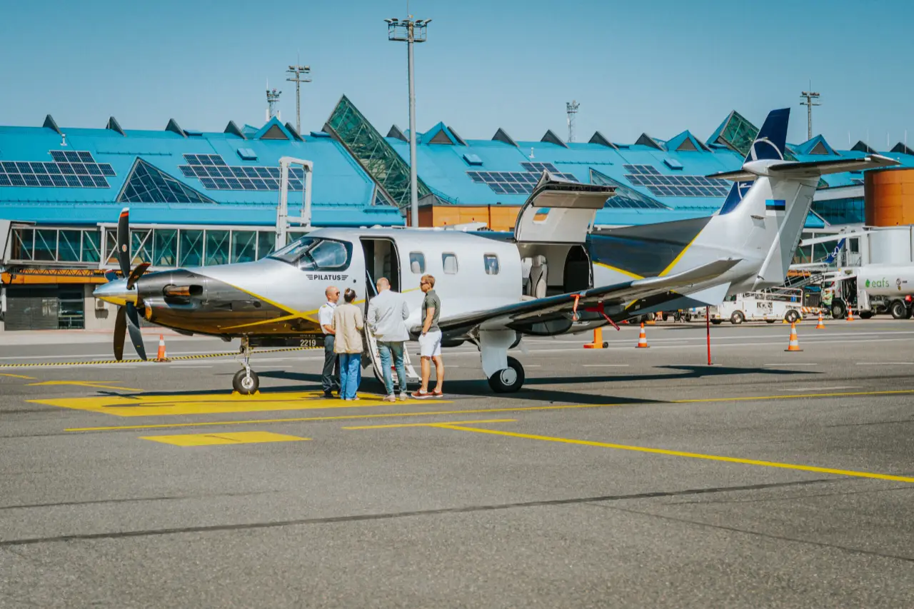 Pilatus PC-12/47 NG ES-SKI operated by Diamond Sky photo 2