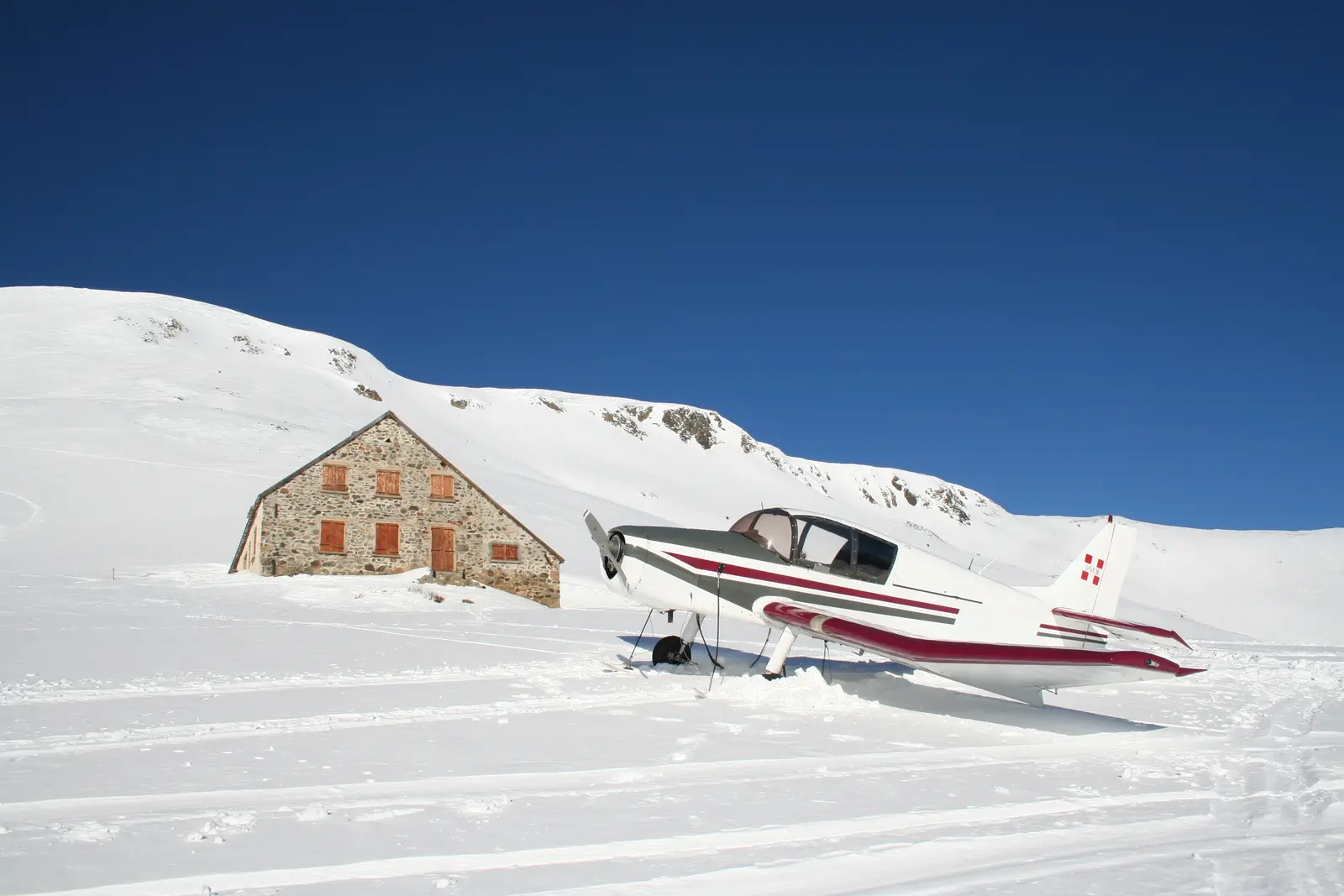 Jodel D140 Mousquetaire F-BMFS operated by Alpine Airlines photo 2
