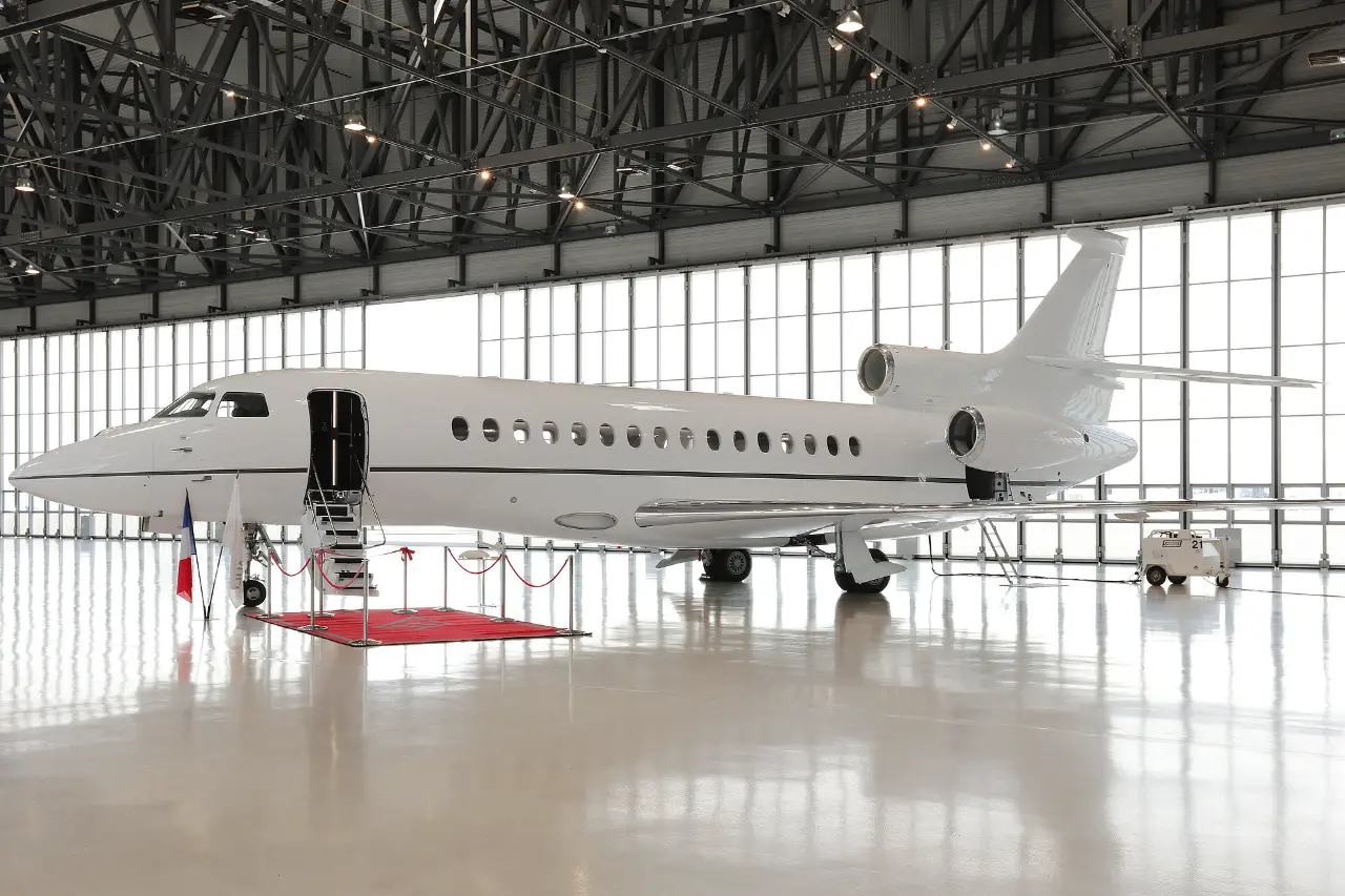 Dassault Falcon 8X F-GLLM operated by Dassault Falcon Service photo 2