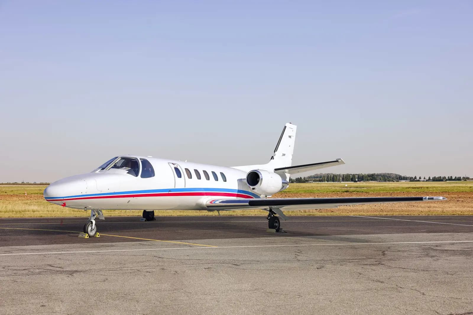 Cessna Citation II F-GLTK operated by Valljet Airline photo 6