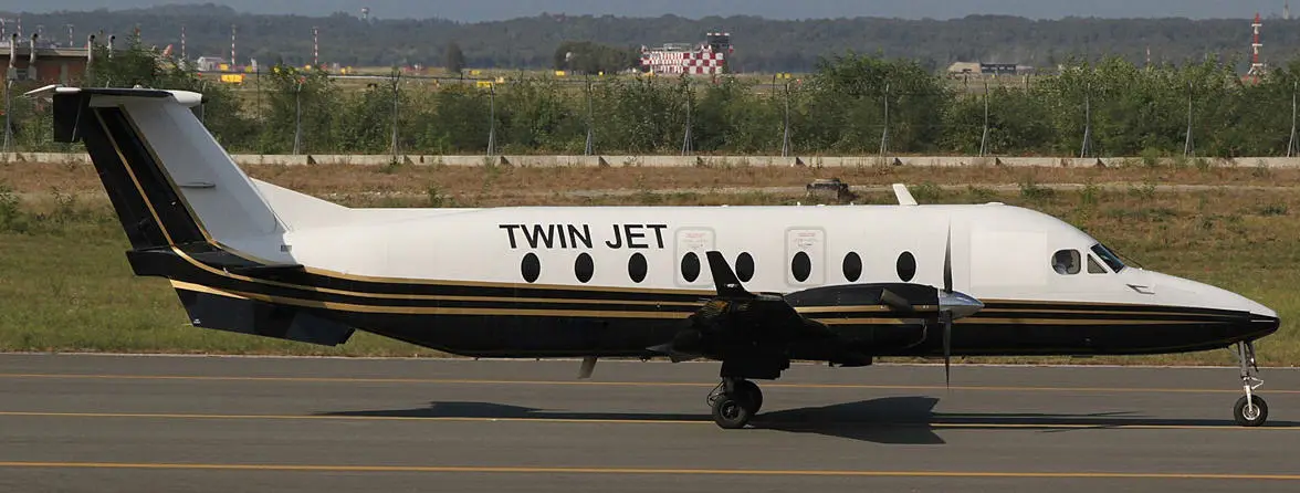Beechcraft 1900D F-GTKJ operated by Twin Jet photo 2