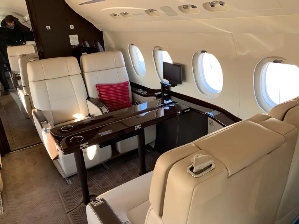 Dassault Falcon 2000LXS F-HALG operated by Barnes Ixair photo 3