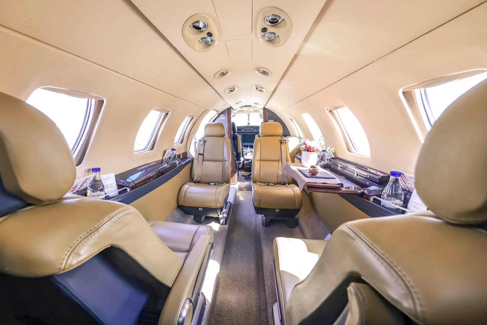 Cessna Citation M2 F-HALV operated by Valljet Airline photo 5