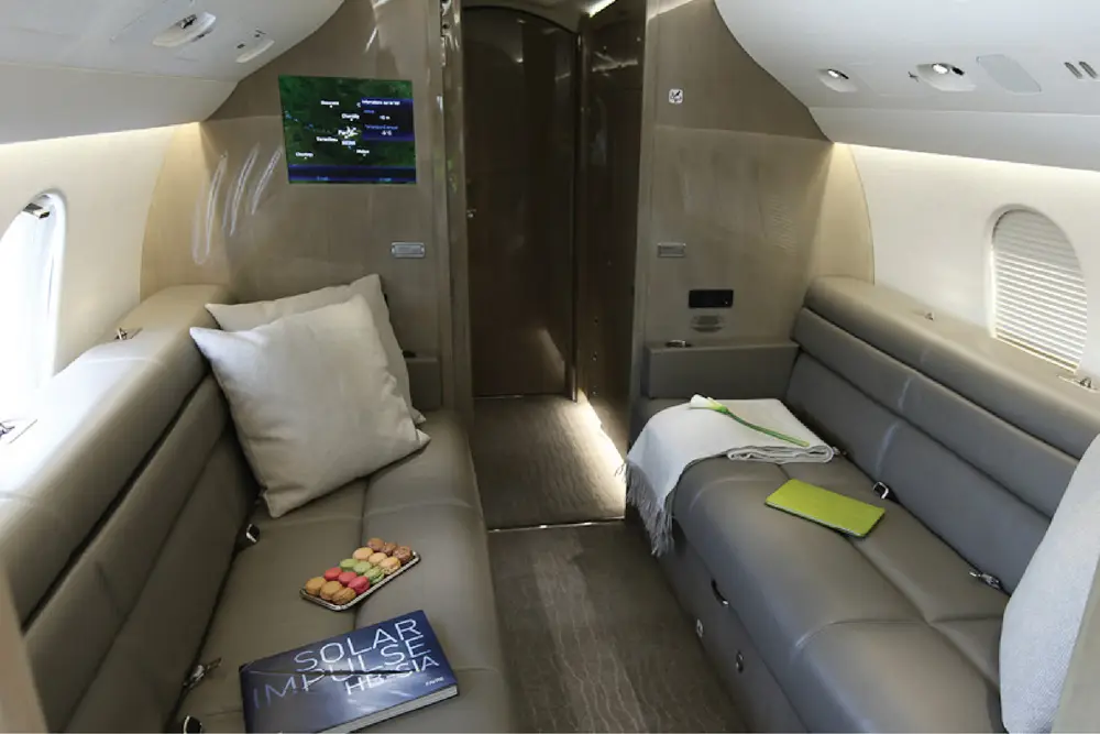 Dassault Falcon 7X F-HECD operated by Luxaviation Group Europe photo 4