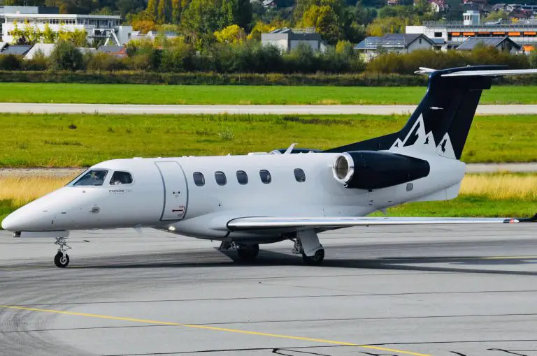 Embraer Phenom 300 F-HGPE operated by Pan Europeenne Air Service photo 4