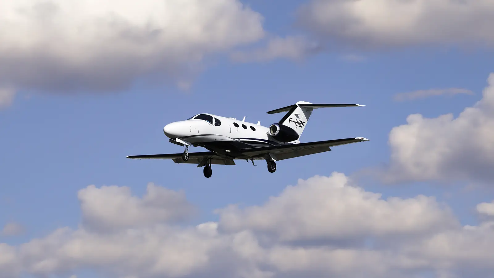 Cessna Citation Mustang F-HIBF operated by Astonjet photo 5