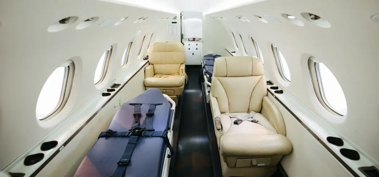 Beechcraft Hawker 900 F-HICU operated by Airlec Air Espace photo 2