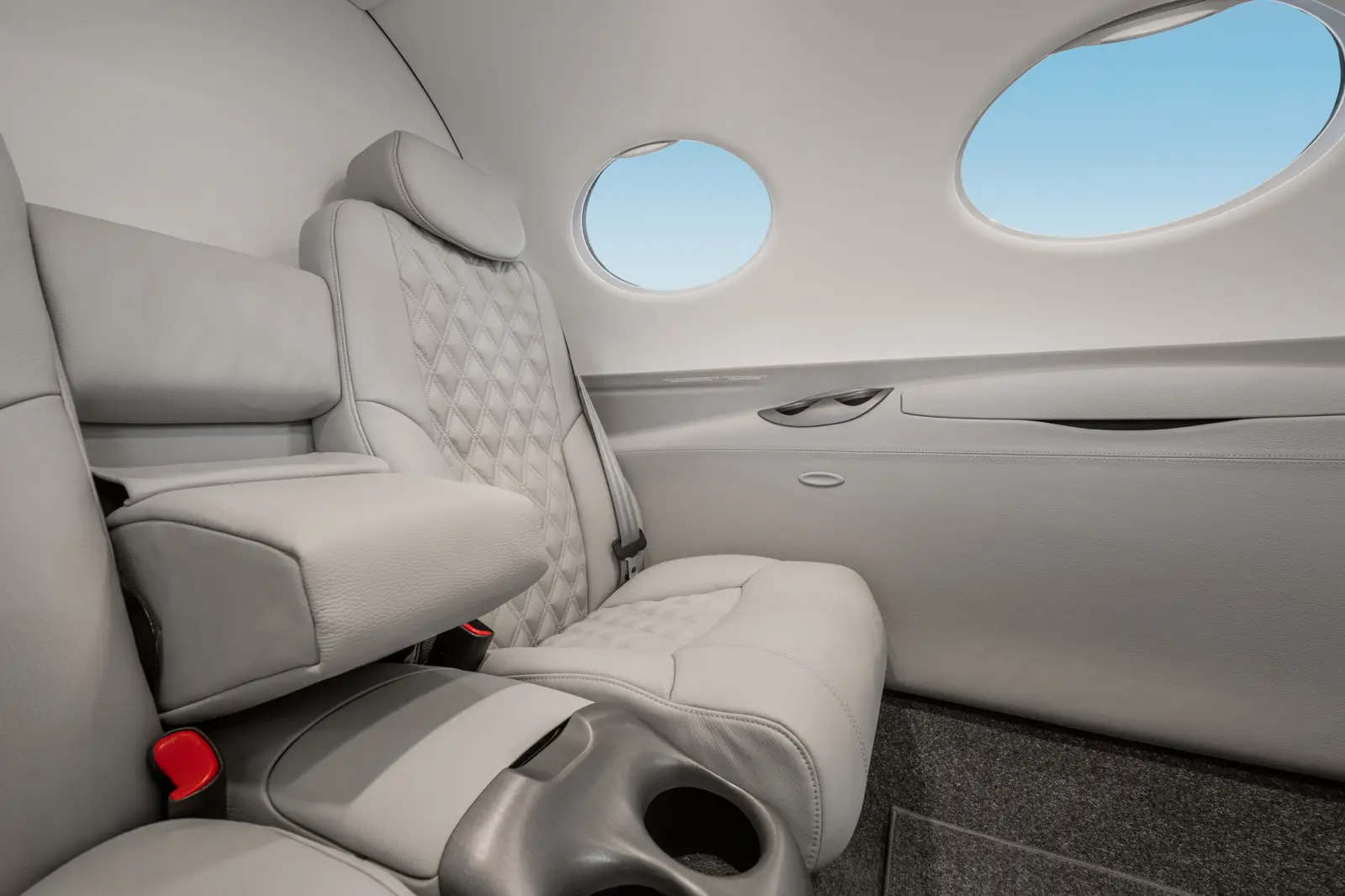 Cessna Citation Mustang F-HILY operated by Astonjet photo 4