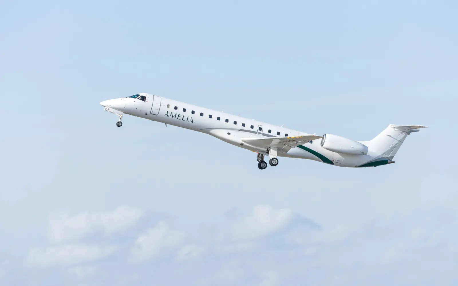 Embraer 145LR F-HOXY operated by Amelia by Regourd Aviation photo 4