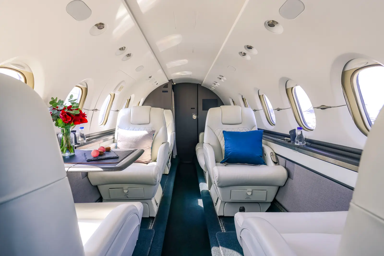 Beechcraft Hawker 900XP F-HPHX operated by Valljet Airline photo 2