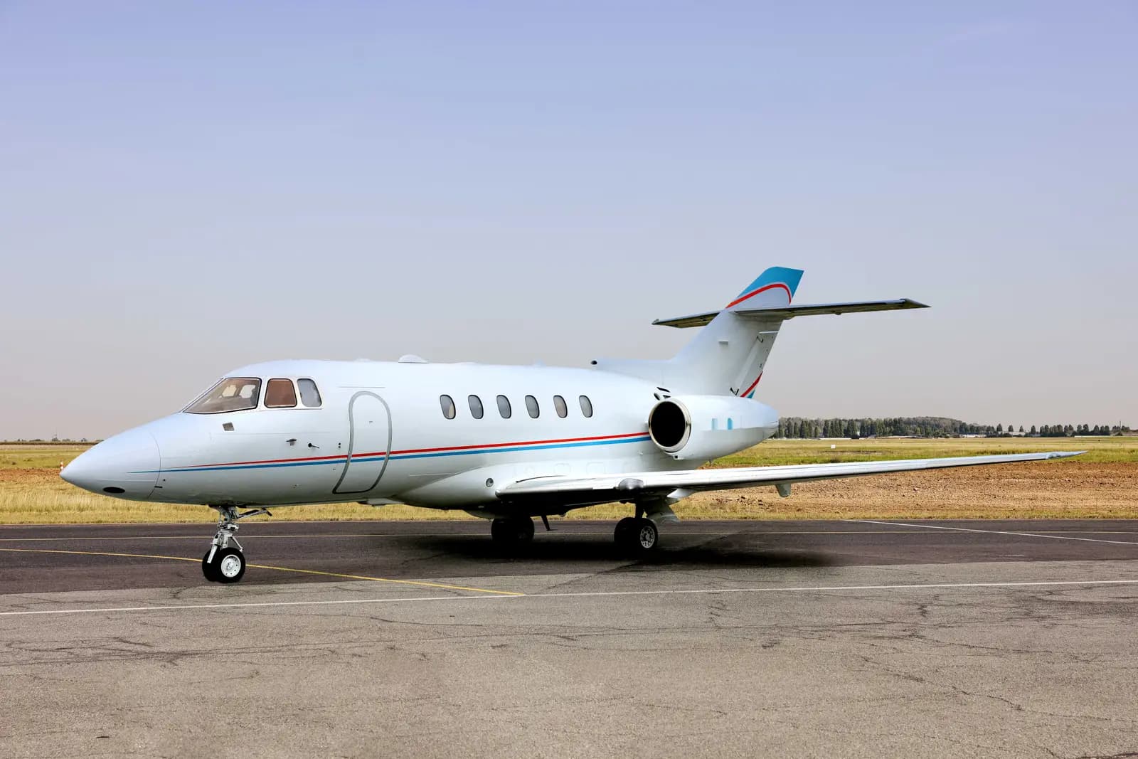 Beechcraft Hawker 800XP F-HPUR operated by Valljet Airline photo 6
