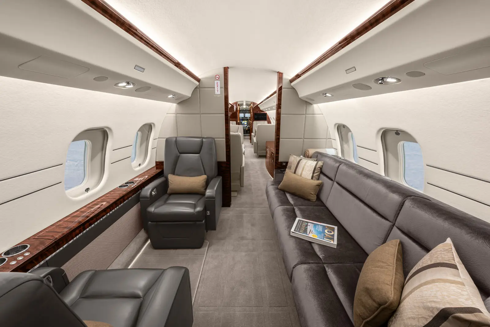 Bombardier Global 6000 G-EMLG operated by Jet Concierge Club photo 3