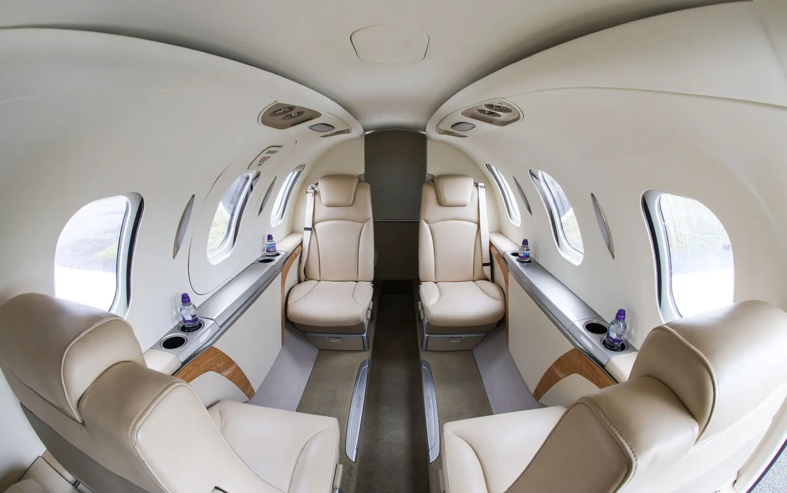 Honda HondaJet G-FHJT operated by Bookajet photo 3