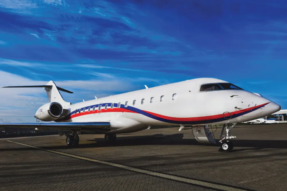 Bombardier Global 6000 G-FOMO operated by Luxaviation Group Europe photo 5