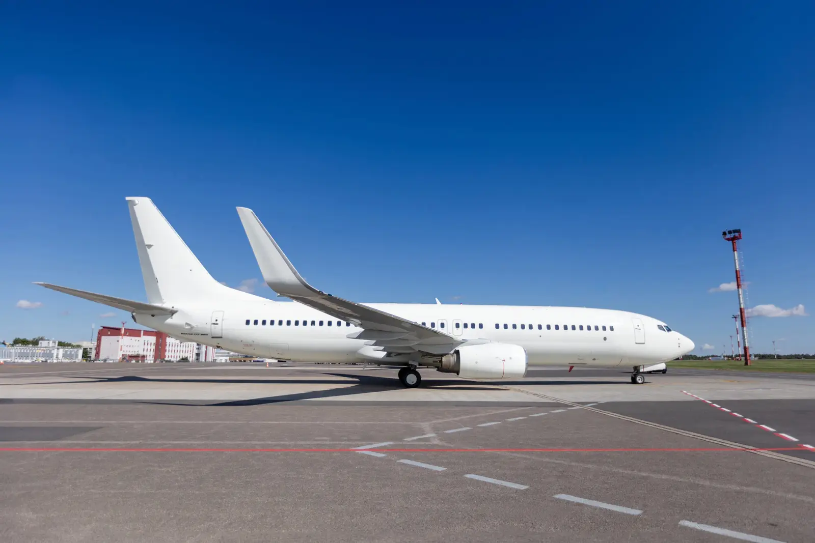 Boeing 737-800 G-HODL operated by Ascend Airways photo 2