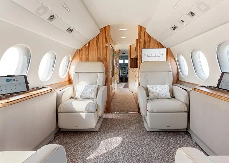Dassault Falcon 8X G-KOLO operated by Centreline Air Charter photo 2