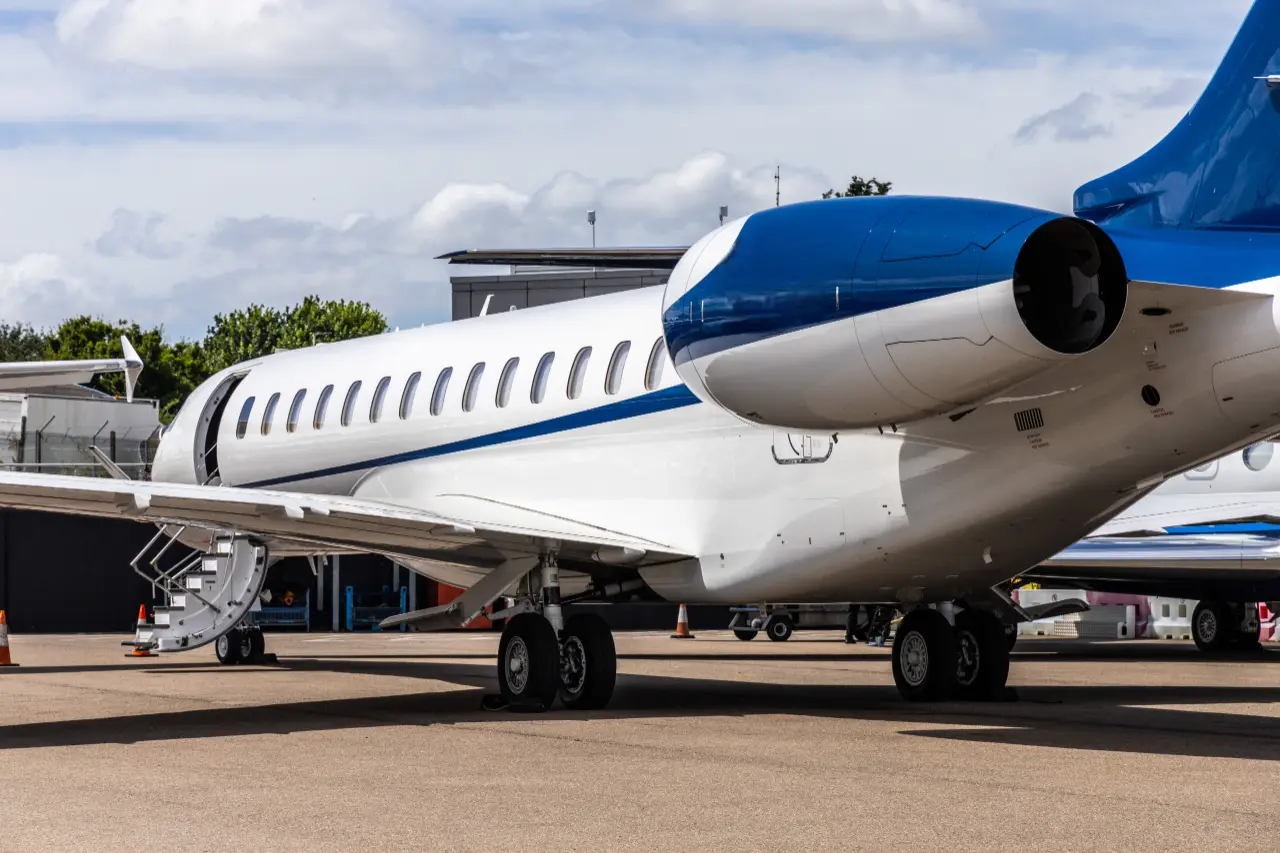 Bombardier Global 7500 G-LOBX operated by Jet Concierge Club photo 2