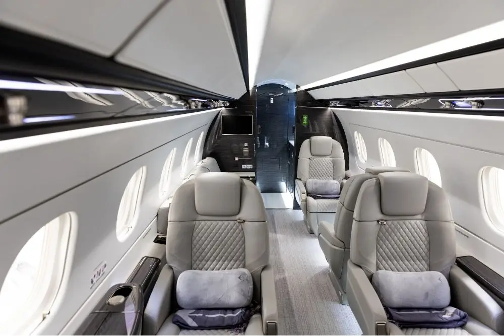 Embraer Praetor 600 G-LZIE operated by Luxaviation Group Europe photo 5