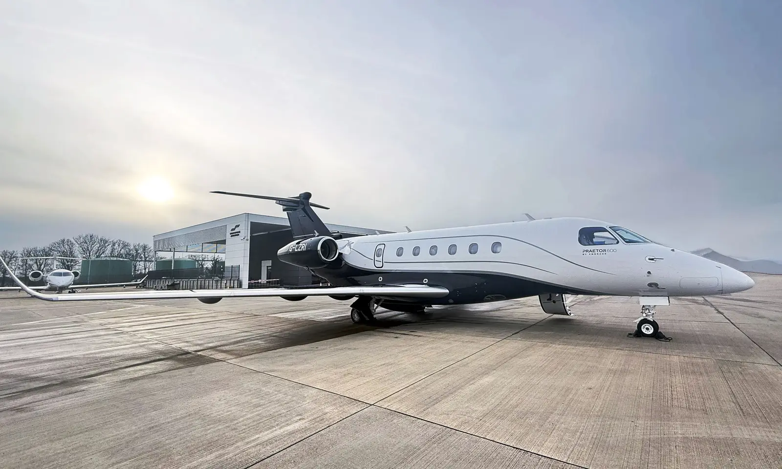 Embraer Praetor 600 G-LZRI
