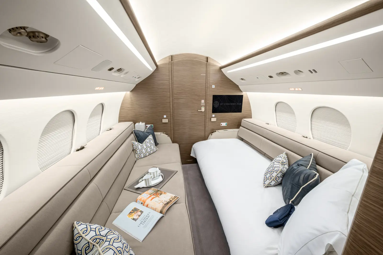 Dassault Falcon 7X G-MATO