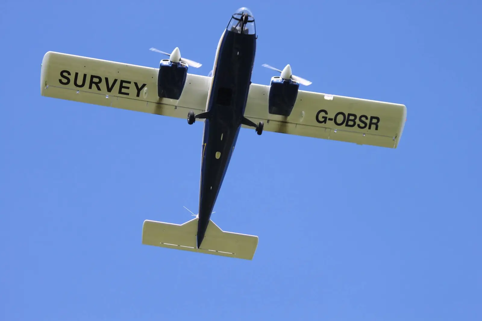 Vulcanair P68 G-OBSR operated by RavenAir, exterior