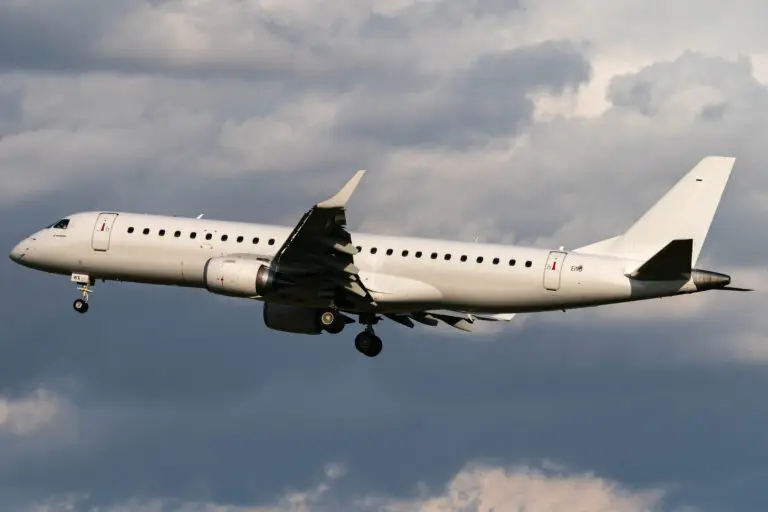 Embraer 190 G-POWX operated by Titan Airways Ltd photo 2