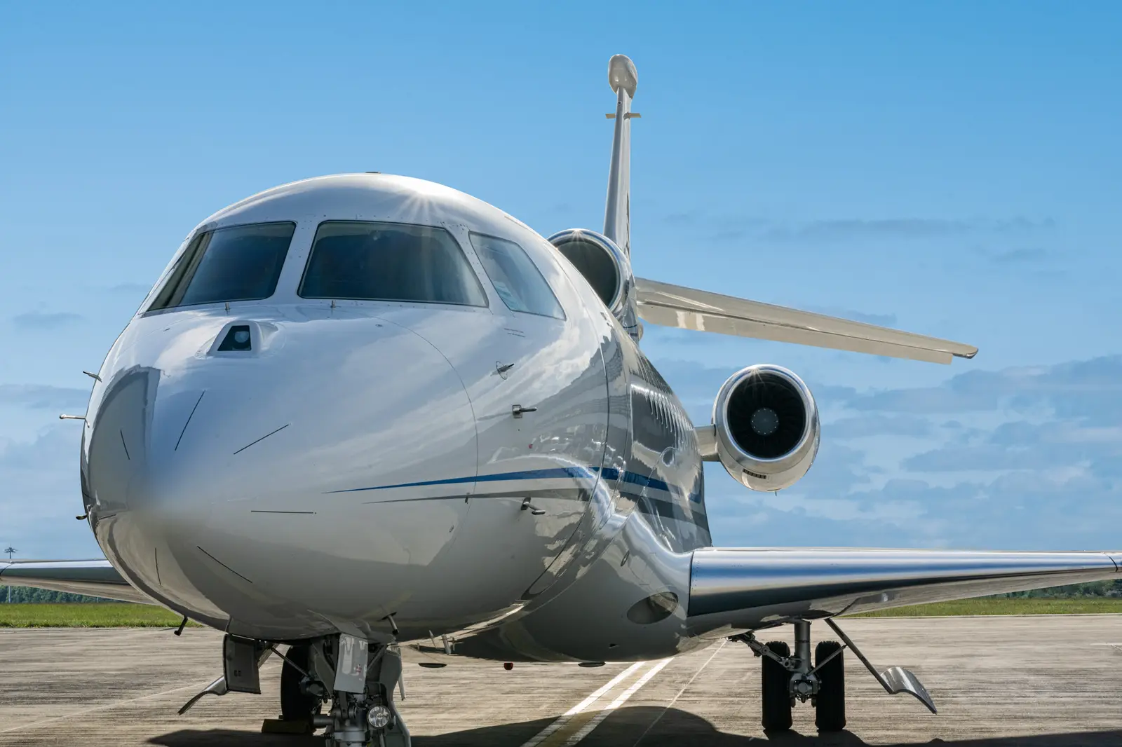 Dassault Falcon 7X G-SPTX operated by Jet Concierge Club photo 5