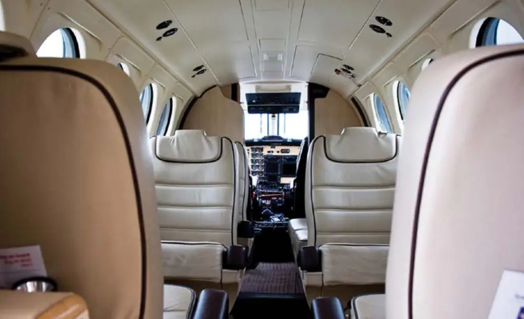 Beechcraft King Air 200 G-SYGA operated by Synergy Aviation photo 2
