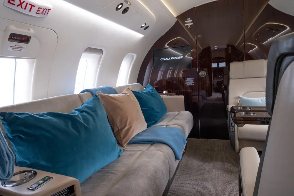 Bombardier Challenger 650 G-VNOR operated by Luxaviation Group Europe photo 4