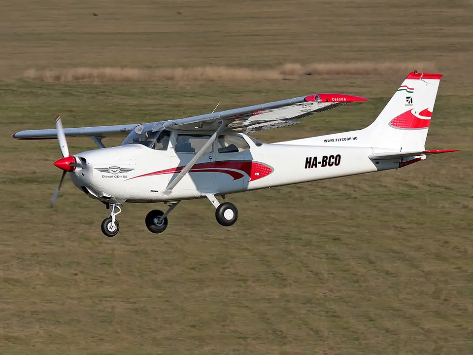 Cessna 172 HA-BCO operated by Fly-Coop Legiszolgaltato Ltd, exterior