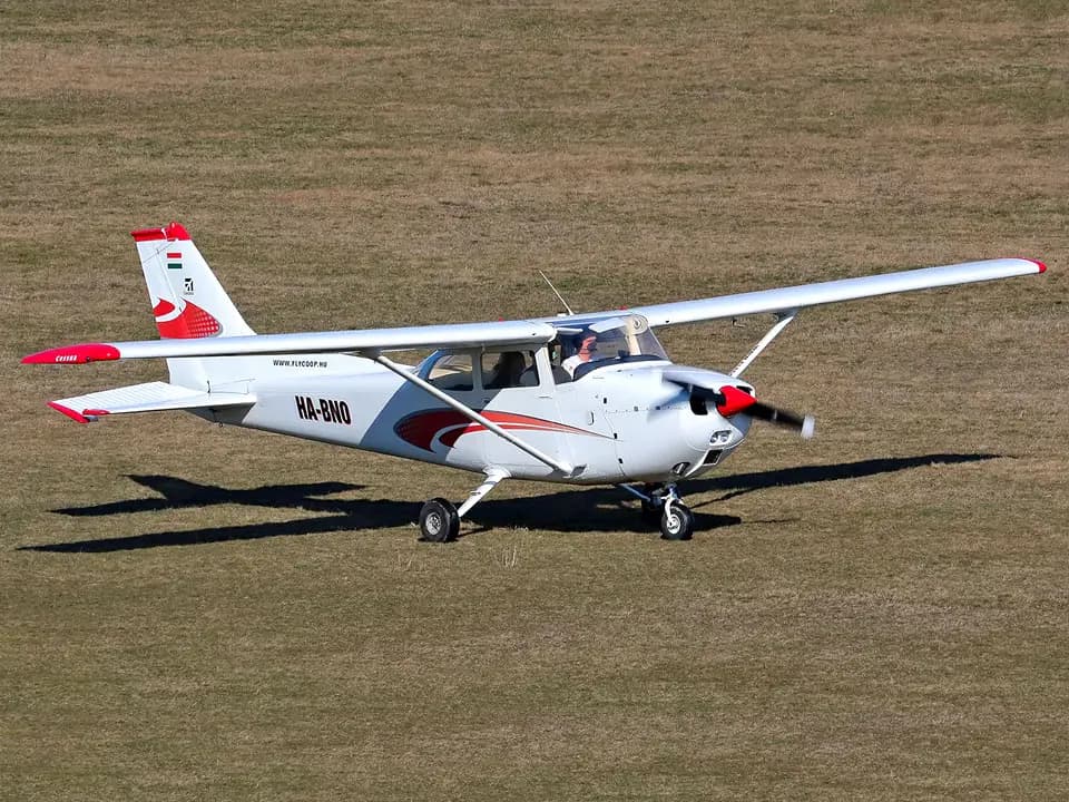 Cessna 172 HA-BNO