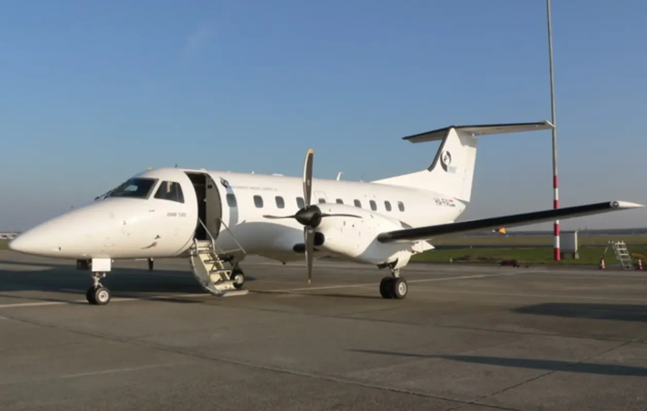 Embraer 120ER HA-FAL operated by Base Airlines, exterior